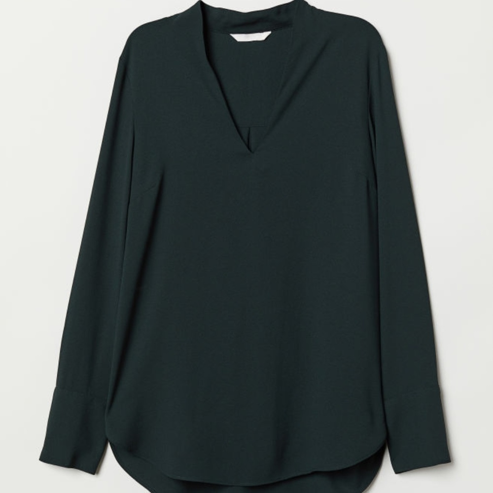 H&M Green V Neck Blouse - NWT - Sz 4